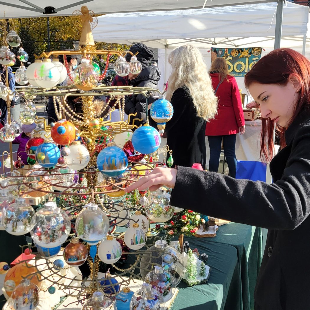 Grand Holiday Bazaar 3